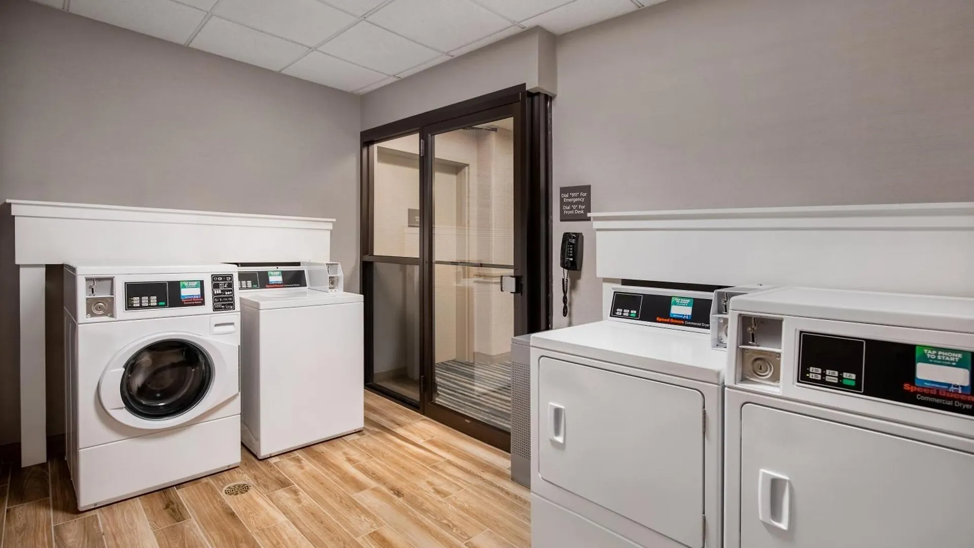 Hampton Inn Long Island-Brookhaven Farmingville Hotel