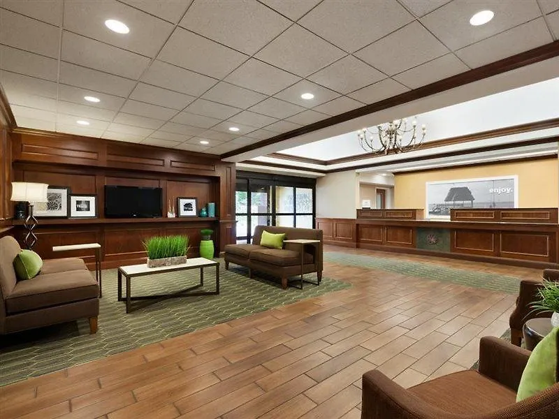 Hampton Inn Long Island-Brookhaven Farmingville